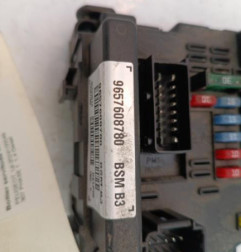 Boitier servitude moteur (BSM) PEUGEOT 307 Photo n°3
