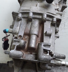 Boite de vitesses NISSAN CABSTAR 2 Photo n°3