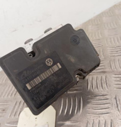 Bloc ABS (freins anti-blocage) VOLKSWAGEN GOLF 5