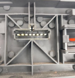 Feu arriere principal droit (feux) RENAULT CLIO 1 Photo n°4