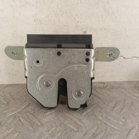Serrure de hayon FIAT 500 2