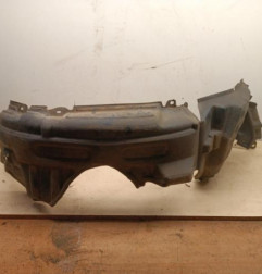 Pare boue avant gauche TOYOTA YARIS 1