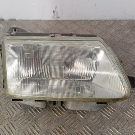 Optique avant principal droit (feux)(phare) CITROEN SAXO Photo n°1