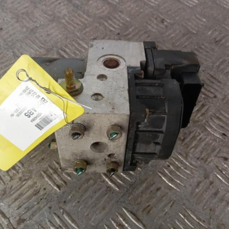 Bloc ABS (freins anti-blocage) RENAULT CLIO 2 Bloc ABS (freins anti-blocage) RENAULT CLIO 2