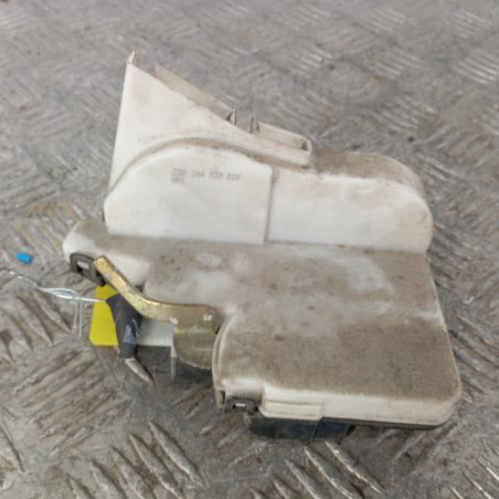 Serrure arriere droit VOLKSWAGEN GOLF 3 Photo n°1