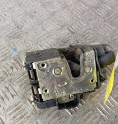 Serrure arriere droit VOLKSWAGEN GOLF 3