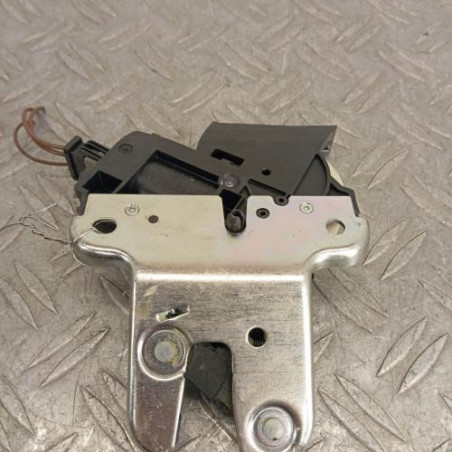 Serrure de coffre VOLKSWAGEN PASSAT 5
