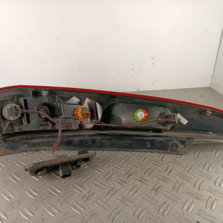 Feu arriere principal droit (feux) FORD FIESTA 5