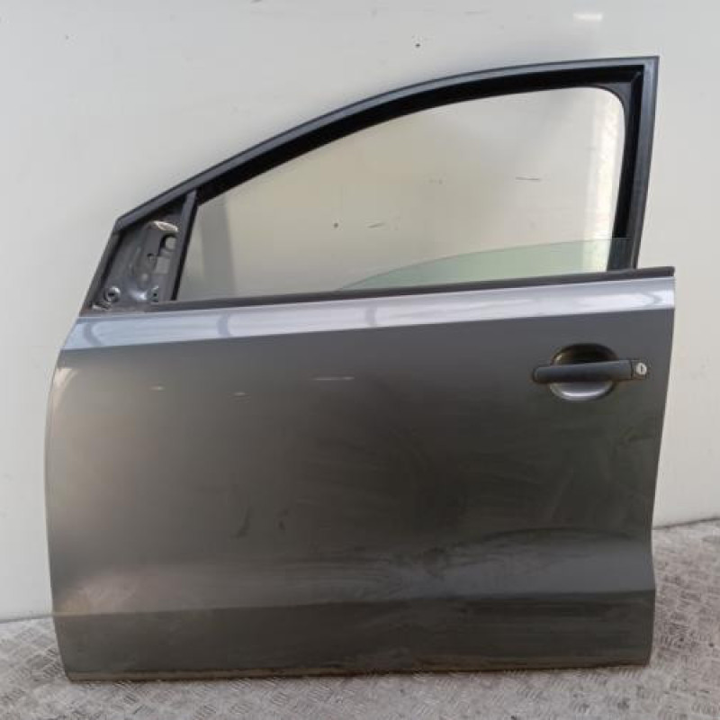 Porte avant gauche VOLKSWAGEN POLO 5