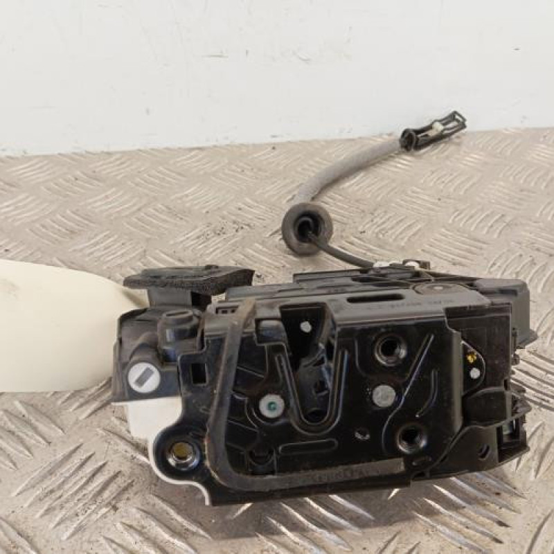 Serrure arriere gauche VOLKSWAGEN POLO 5 Serrure arriere gauche VOLKSWAGEN POLO 5