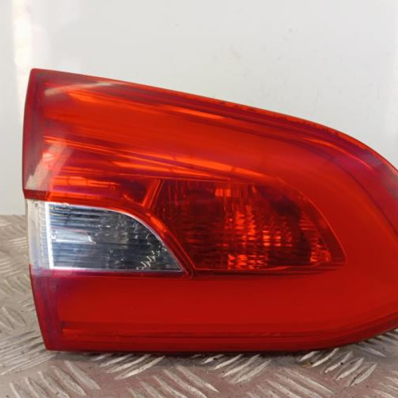 Feu arriere secondaire gauche (feux) PEUGEOT 308 2 SW Feu arriere secondaire gauche (feux) PEUGEOT 308 2 SW