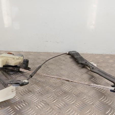 Leve vitre electrique avant gauche PEUGEOT 308 2 SW Photo n°1