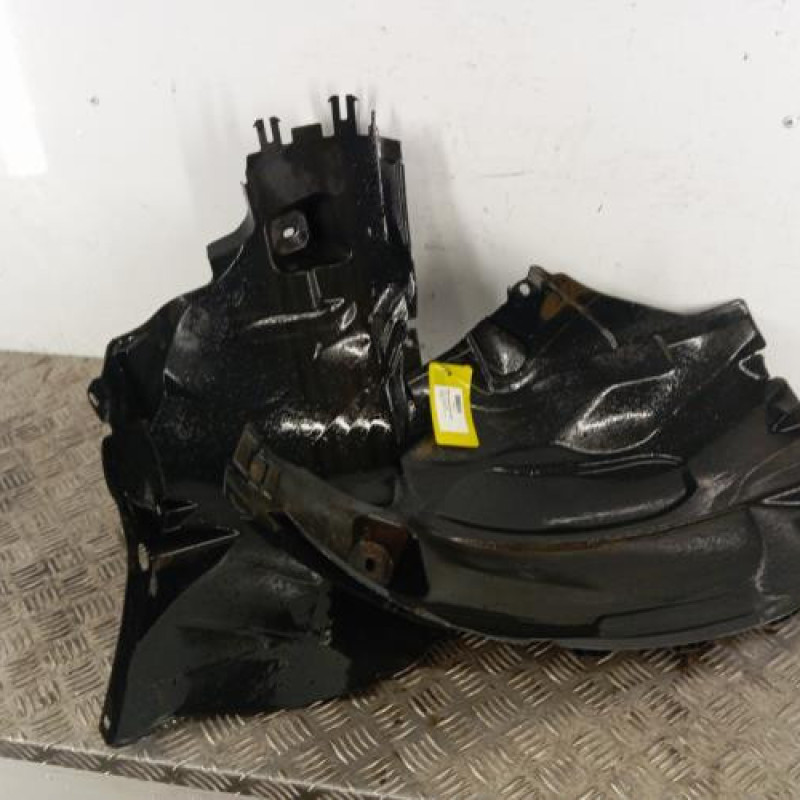 Pare boue avant droit OPEL CORSA D Pare boue avant droit OPEL CORSA D