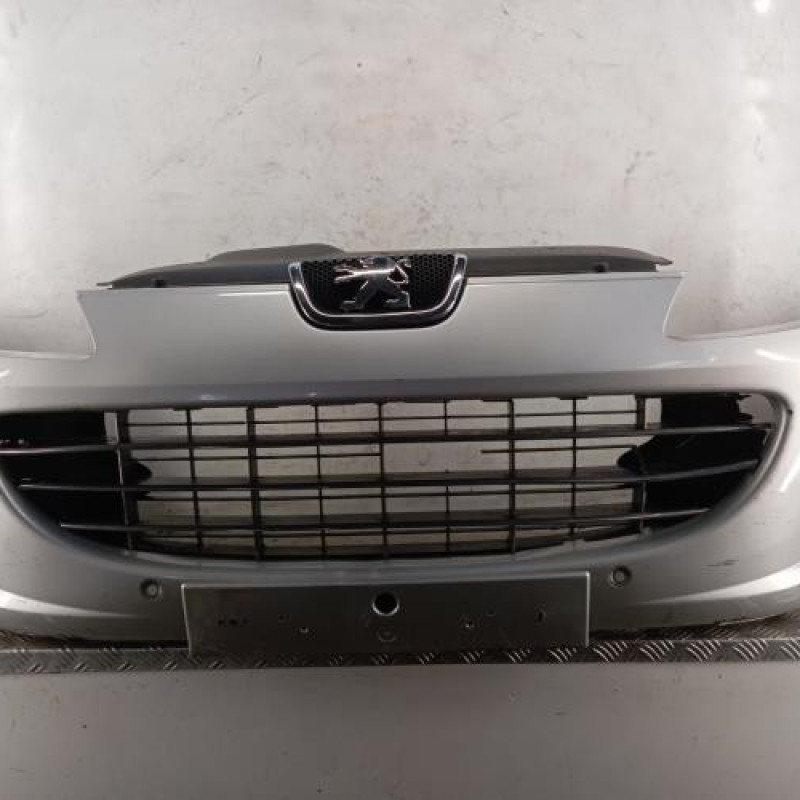 Pare choc avant PEUGEOT 407