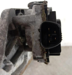 Moteur essuie glace avant TOYOTA YARIS 2 Photo n°4