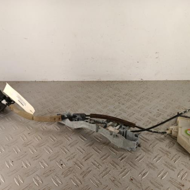 Serrure avant droit CITROEN BERLINGO 2