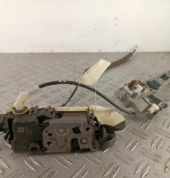Serrure avant gauche PEUGEOT 3008 1