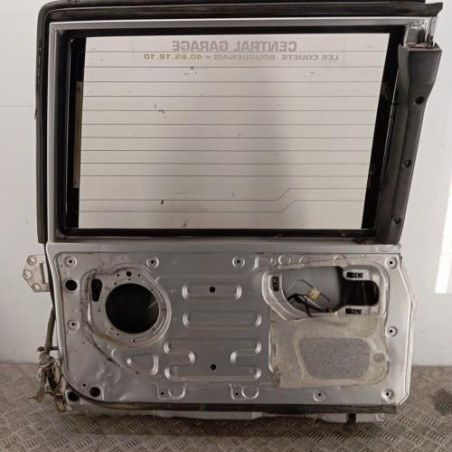 Porte de coffre droit NISSAN PATROL 1