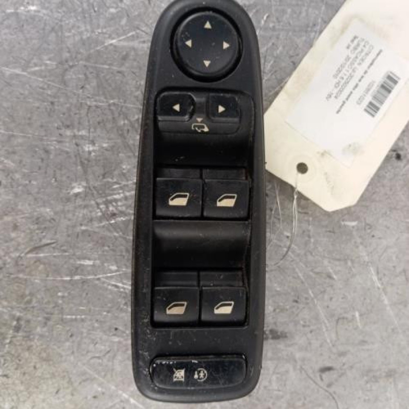 Interrupteur de leve vitre avant gauche CITROEN C4 PICASSO 1