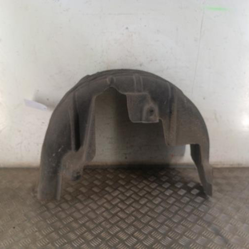 Pare boue arriere gauche VOLKSWAGEN PASSAT 7