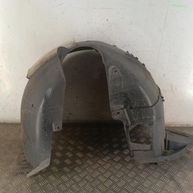 Pare boue avant gauche VOLKSWAGEN PASSAT 7