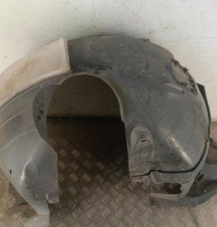 Pare boue avant gauche VOLKSWAGEN PASSAT 7