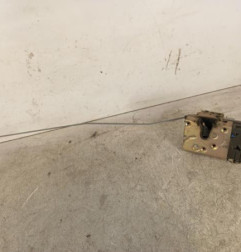 Serrure avant droit PEUGEOT 206