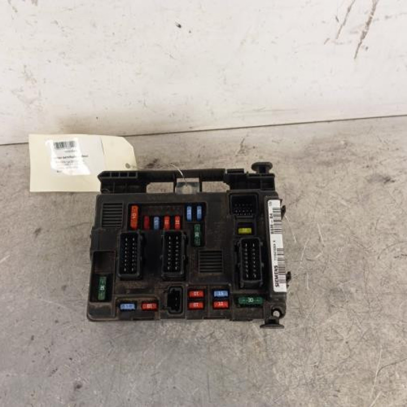 Boitier servitude moteur (BSM) CITROEN C3 1 Boitier servitude moteur (BSM) CITROEN C3 1