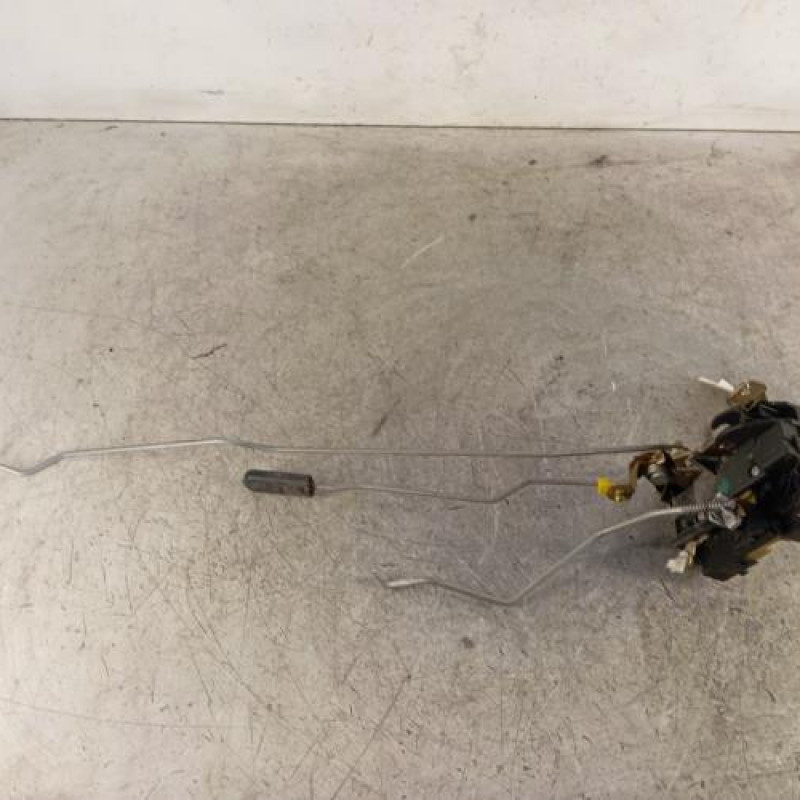 Serrure avant droit RENAULT KANGOO 1 Serrure avant droit RENAULT KANGOO 1