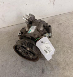 Compresseur clim RENAULT CLIO 3 Photo n°1