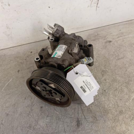Compresseur clim RENAULT CLIO 3 Photo n°1