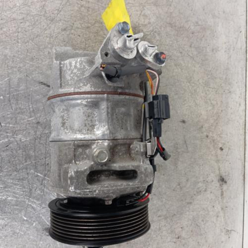 Compresseur clim RENAULT MEGANE 4