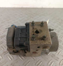 Bloc ABS (freins anti-blocage) TOYOTA COROLLA 10