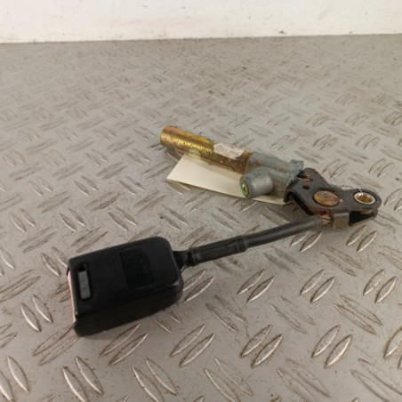 Attache ceinture avant droit PEUGEOT 306