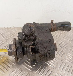 Pompe de direction RENAULT KANGOO 1 Photo n°5