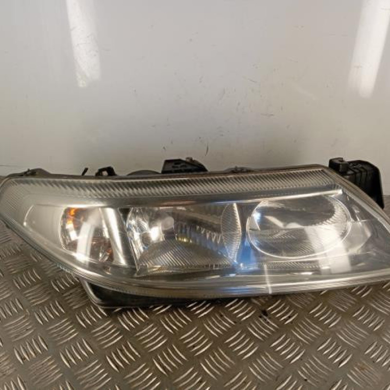 Optique avant principal droit (feux)(phare) RENAULT LAGUNA 2