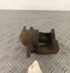 Etrier avant droit (freinage) PEUGEOT BIPPER Photo n°1