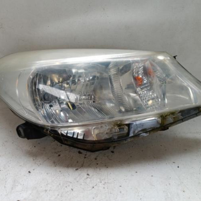 Optique avant principal droit (feux)(phare) TOYOTA YARIS 3