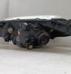 Optique avant principal droit (feux)(phare) TOYOTA YARIS 3