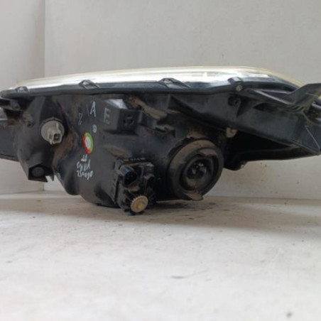 Optique avant principal droit (feux)(phare) TOYOTA YARIS 3