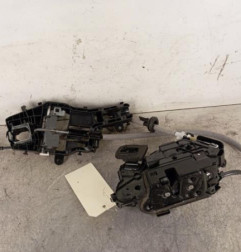 Serrure avant gauche VOLKSWAGEN PASSAT 7