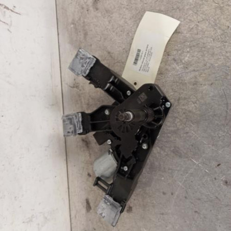 Moteur essuie glace arriere PEUGEOT 308 2 Photo n°1