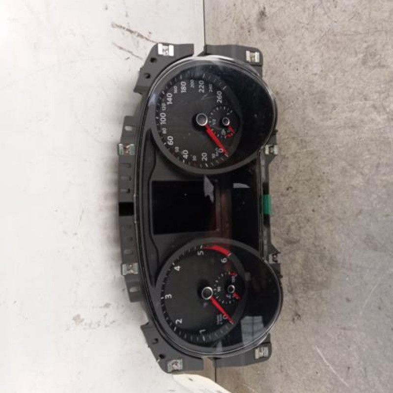 Compteur VOLKSWAGEN PASSAT 7