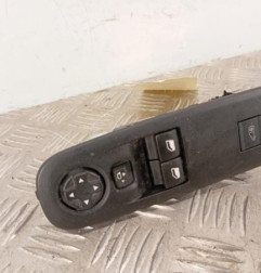 Interrupteur de leve vitre avant gauche CITROEN BERLINGO 3 M