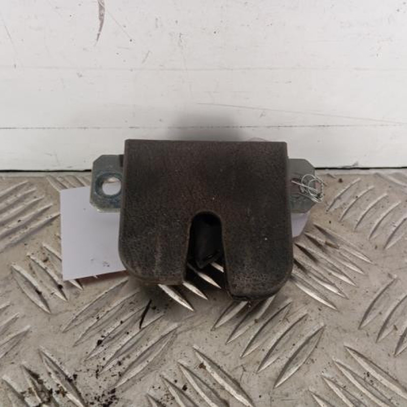 Serrure de hayon SEAT IBIZA 3 Serrure de hayon SEAT IBIZA 3