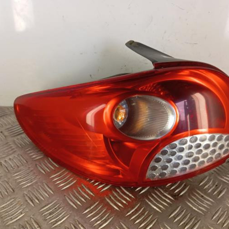 Feu arriere principal gauche (feux) PEUGEOT 206+ Feu arriere principal gauche (feux) PEUGEOT 206+