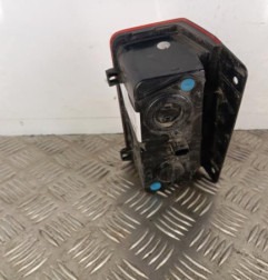 Feu arriere secondaire droit (feux) RENAULT TRAFIC 3 COURT