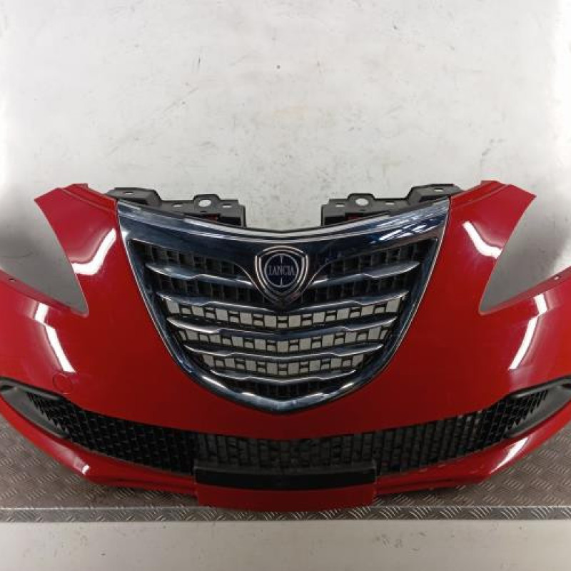 Pare choc avant LANCIA YPSILON 5