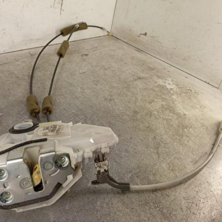 Serrure avant gauche HONDA CIVIC 8