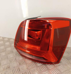 Feu arriere principal droit (feux) VOLKSWAGEN POLO 5 Photo n°3